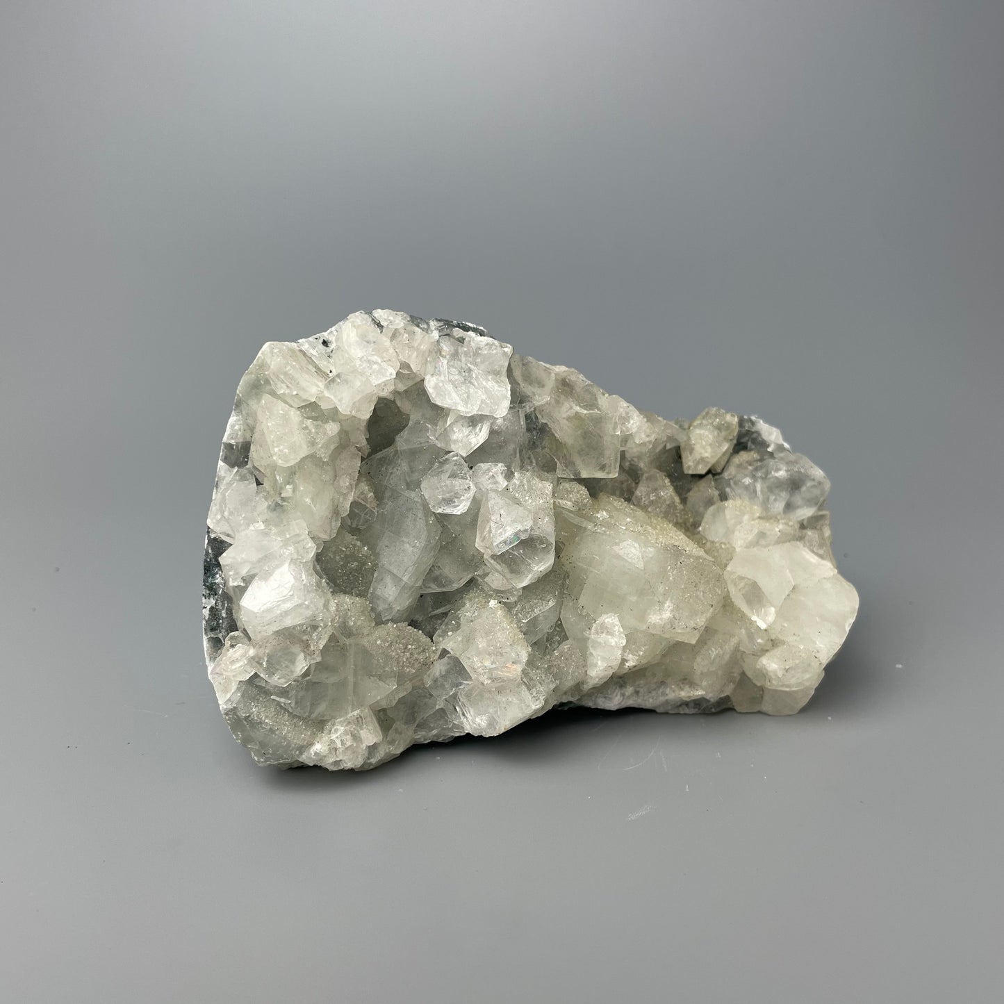 Zeolite Cluster | 18.7 ounces